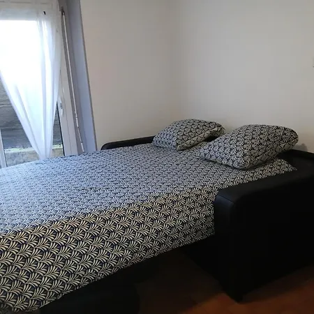 شقة Agreable De 80m2 Dans Maison