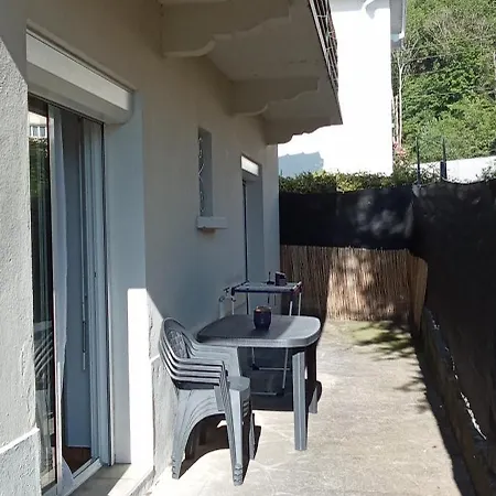 Apartment Agreable De 80m2 Dans Maison Lourdes